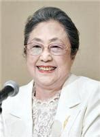 Shift in pronunciation from kawayui below. 佐藤愛子さんのエッセー「九十歳。何がめでたい」が百万部 ...