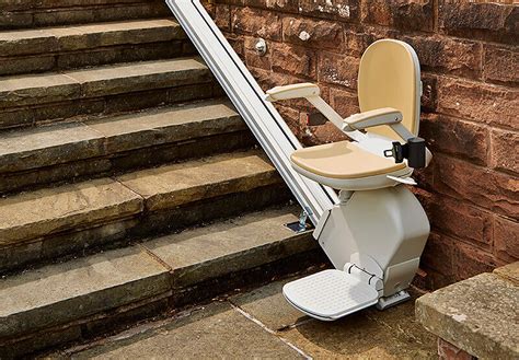 Outdoor Stairlifts Acorn 130 Outdoor Stairlift Acorn Stairlifts Au