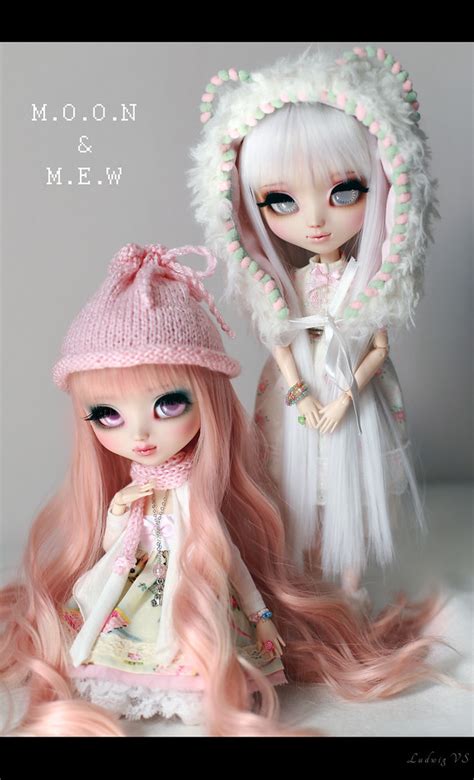 Sisters Mew And Moon Pullips Fc By Nomyens Mew Pink Hair Flickr