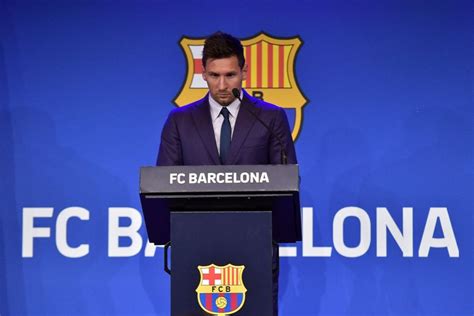 Lionel Messi Press Conference Highlights The Tears The Barcelona