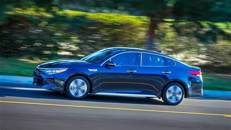 10 Most Fuel Efficient Hybrid Cars Of 2018