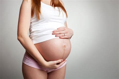 Полоска на животе при беременности как убрать