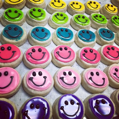 Mini Happy Smiley Face Bites Hayley Cakes And Cookies Hayley Cakes