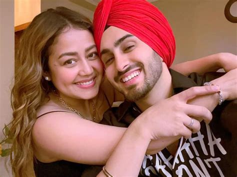 Neha Kakkar Rohanpreet Singh Relationship In Trouble Heres Whats Making Fans Concerned
