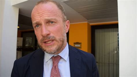 Semantic scholar profile for m. Luca Degli Esposti, economista: "Il giusto equilibrio tra ...