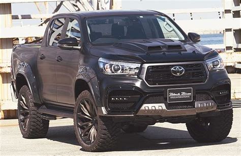 26 Awesome Wald Toyota Hilux Sports Line Black Bison Edition 2019
