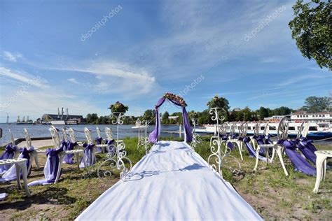 Purple Wedding Arch With Flowers Stock Photo By ©pvstory 115484164