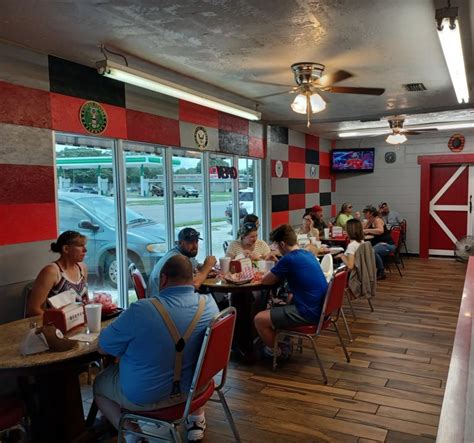 17 Best Titusville Restaurants You Must Dine At Florida Vacationers