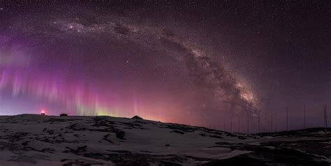 Antarctic Photo Library Photo Details Super Darn Milky Way Auroras