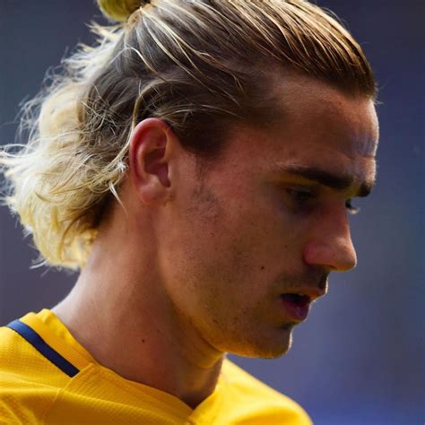 Antoine griezmann is a french professional footballer who plays as a forward for spanish club atlético madrid and the france. Griezmann Long Hairstyle Griezmann Long Hairstyle ...