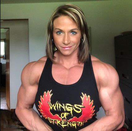 23 Best Female Bodybuilders Of All Time | OriGym