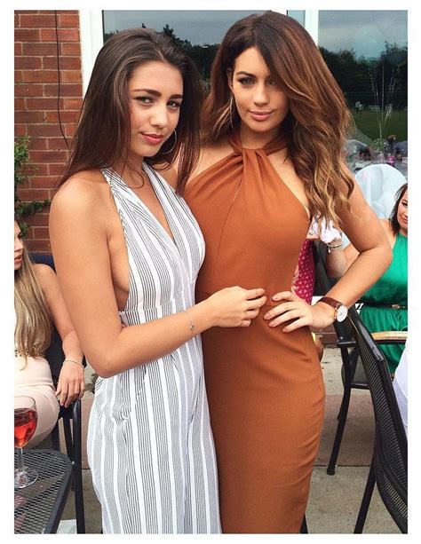 Holly Peers With Her Sister Modelsgonemild