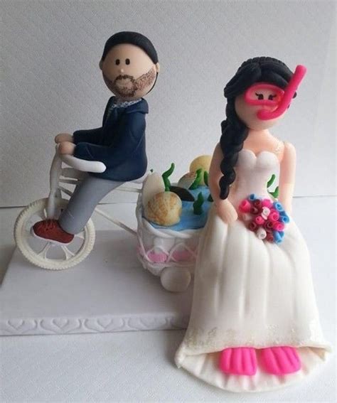 Original figura para la tarta de novios llave y candado corazón. Graciosas figuras de novios para la tarta Es algo que no ...