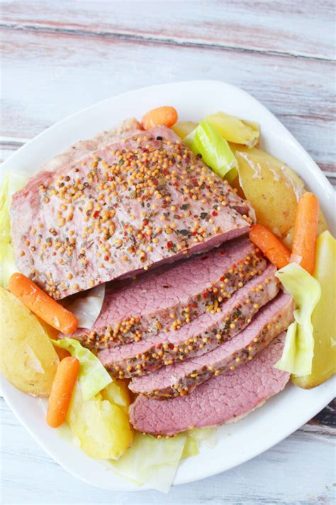 Slow Cooker Corned Beef And Cabbage Recipe