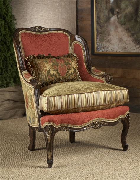 Made with premium velvet fabric, comfortable for skin touch. Luxury furniture. gorges comfortable accent chair.