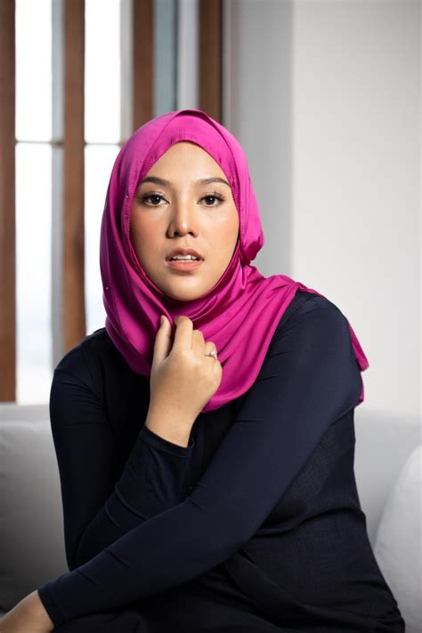 Following her international debut in shanghai, china, shila eventually emerged as the winner of asian wave, the hit chinese reality singing talent show. 5 Things Shila Amzah Revealed About Her Role In BM-dubbed ...