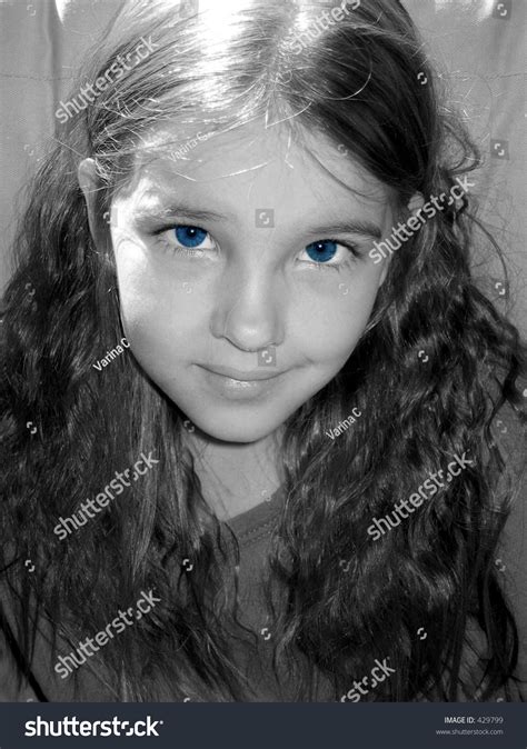 Pretty Little Girl Bright Blue Eyes Stock Photo 429799 Shutterstock