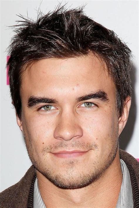 rob mayes about entertainment ie