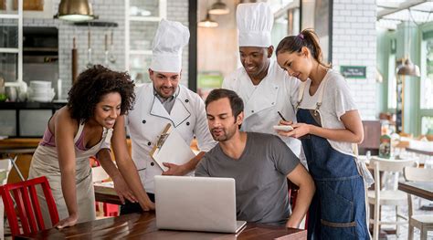 3 Restaurant Industry Trends To Watch In 2019
