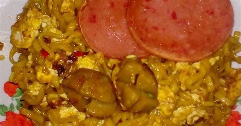 Kreasi resep mie goreng jawa. Resep Mie Goreng Burung Dara Ala Anak Kos oleh Nurita ...