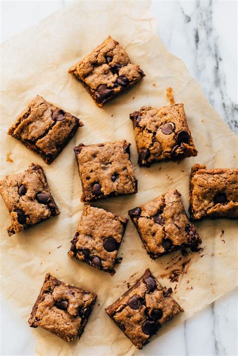It's a chocolate cookie kind of day, but not your regular cookie shaped cookies. Vegan Almond Butter Oatmeal Chocolate Chip Cookie Bars