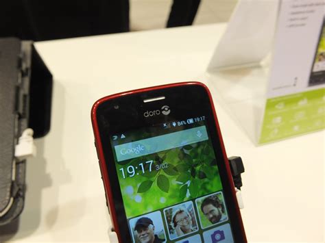 Mwc Hands On With The Doro Liberto 820 Mini Coolsmartphone