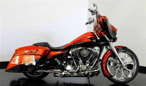 Custom 2011 Harley Davidson Street Glide Bagger