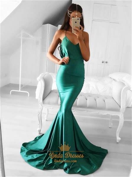 Elegant Emerald Green Spaghetti Strap Mermaid Floor Length Prom Dress