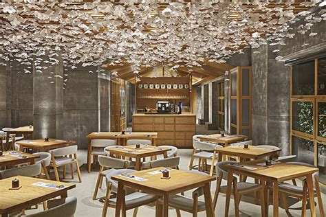 Popular Options For Ceiling Finishes In Restaurant Design