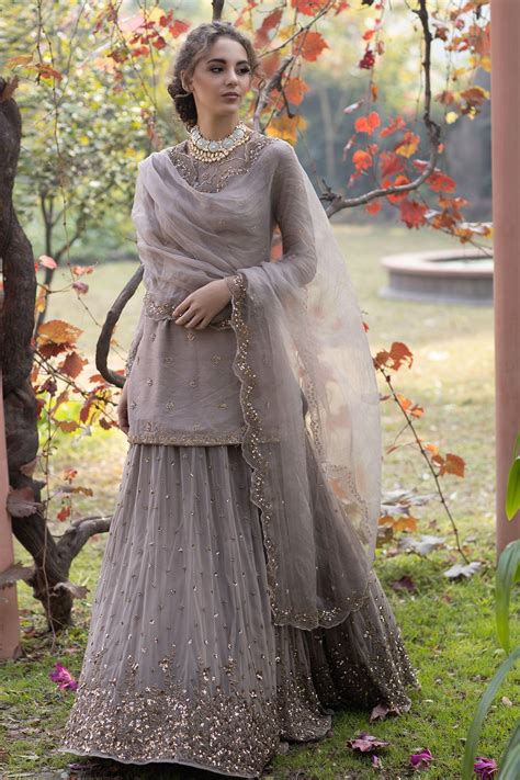 Buy Embellished Kurta Lehenga Set By Astha Narang At Aza Fashions In 2020 Dress Indian Style