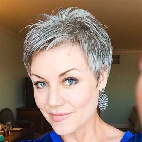 Best Short Haircuts For Older Women NiceStyles