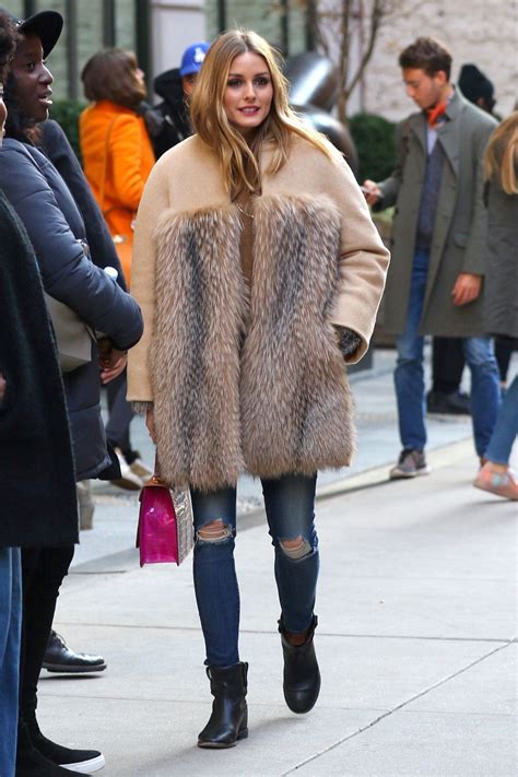 Olivia Palermo Wearing A Fur Coat Out In Nyc 1128 2016