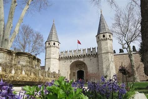 Topkapi Palace And Tombs Of Sultans Skip The Line Tickets Istanbul