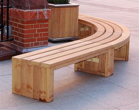 Curved Wooden Bench For Garden And Patio Homesfeed