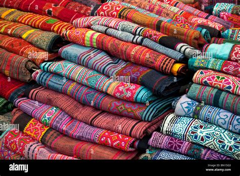 woven-thai-silk-fabric-for-sale-at-the-night-market,-chiang-mai-stock-photo-30144467-alamy