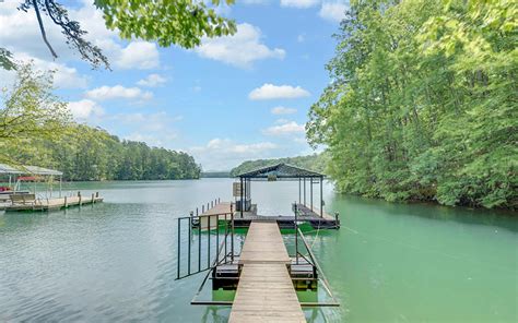 5 Places To Look For Your North Georgia Lake Home