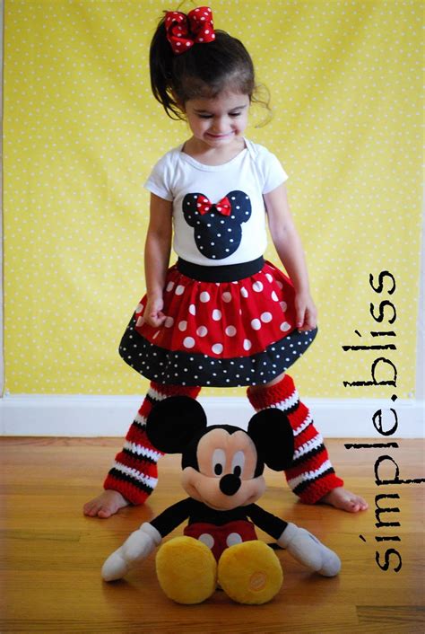 Idea For Diy Minnie Mouse Costume I Think This Will Be Elizabeths