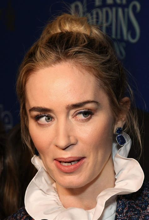 Oliver is a barrister and joanna is a former actress and teacher. EMILY BLUNT at Mary Poppins Return Screening in New York ...