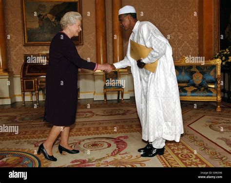 Britains Queen Elizabeth Ii Receives The Ambassador Of Chad Hi Res