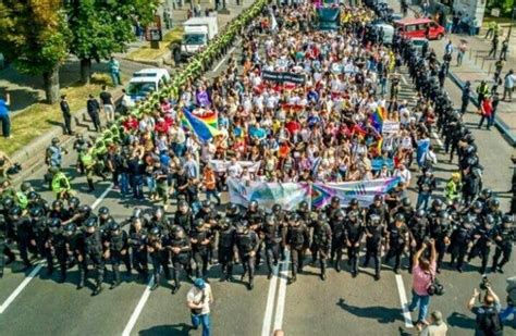Thousands Of Ukrainian Riot Police Swarmed Kiev Pride And Arrested Dozens Lgbtq Nation
