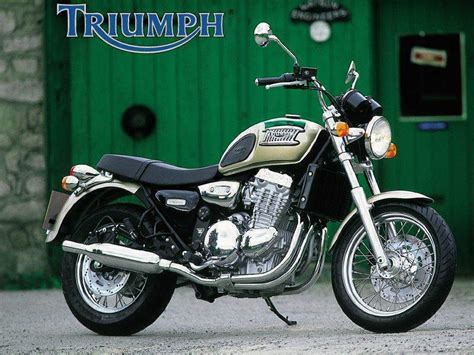 2018 triumph thunderbird commander all your motorcycle specs the triumph thunderbird is a british motorcycle that was introduced by triumph in 1949 and produced in many forms until 1966. TRIUMPH Thunderbird Sport specs - 1998, 1999 - autoevolution