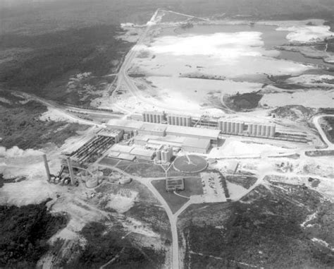 Florida Memory • Aerial view of the Lehigh Portland Cement Company