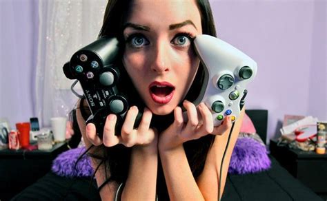 Suck It Boys Nearly Half Of All Video Gamers Are Girls Girltalkhq