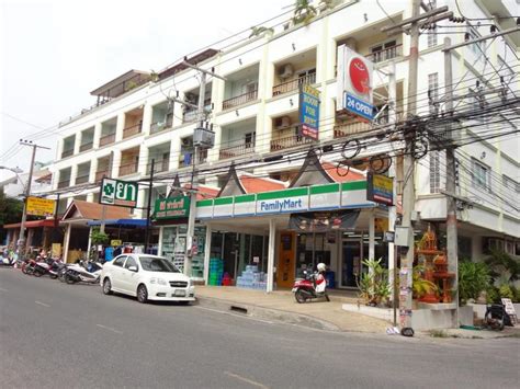 Beach House Pattaya Guesthousebed And Breakfast Deals Photos And Reviews