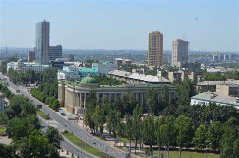 Погода в Донецке на день: 12 июля будет ясно, до +33 градусов