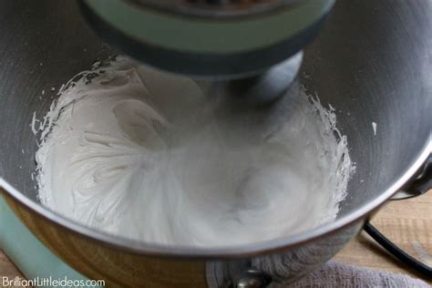 The meringue powder clumped up and the icing was horrible to use because clumps of solidified powder kept getting stuck in my tips. Royal Icing Recipe No Meringue Powder - Royal Icing II | Recipe | Icing, Royal icing, Meringue ...