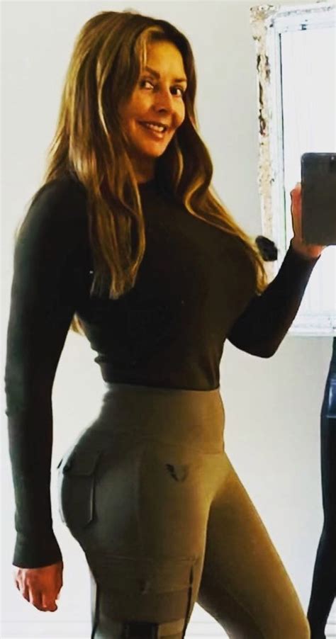 Carol Vorderman 60 Shows Off Her Incredible Curves In Skintight
