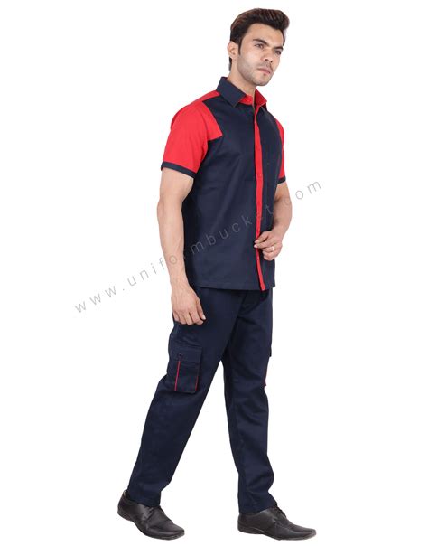 See more ideas about housekeeping uniform, uniform, hotel uniform. | UNIFORM BUCKET
