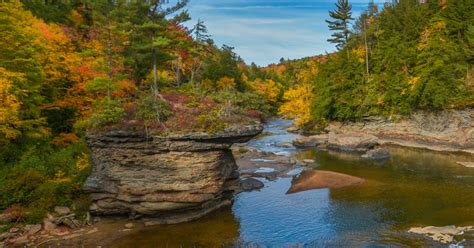 Four Favorite Fall Hikes At Deep Creek Lake