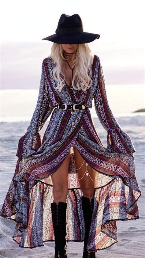 Looking through these images i was thinking of gypsies. 37 Chill Yet Chic Bohemian Outfits for Ladies